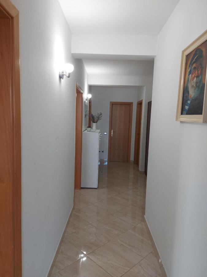 Apartman Mb Podstrana Eksteriør bilde